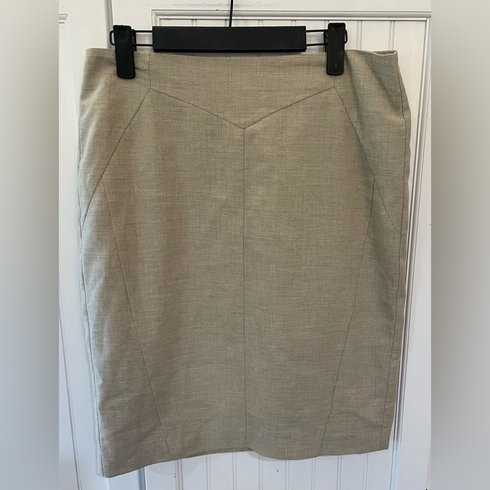 Worthington Beige Midi Pencil Skirt With Slit - Size 6